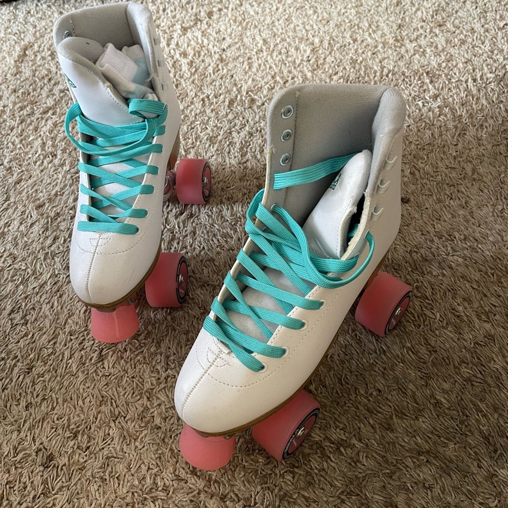 Skates